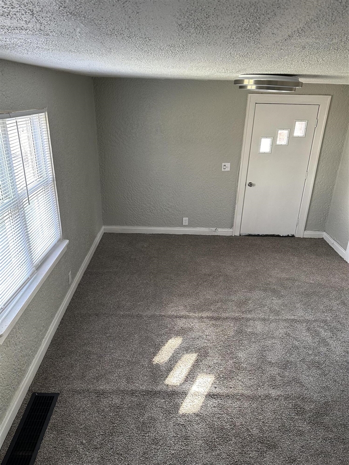 224-226 Maple Street Parchment, MI 49004 - Photo 17 of 20