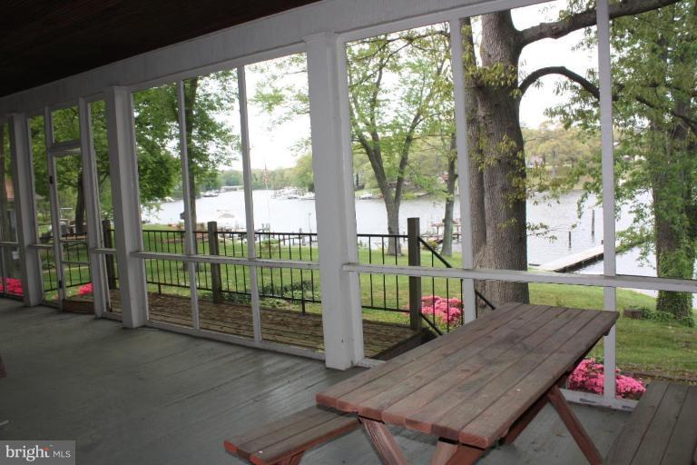 484 Royal Beach Road Pasadena, MD 21122 - Photo 11 of 16 Porch