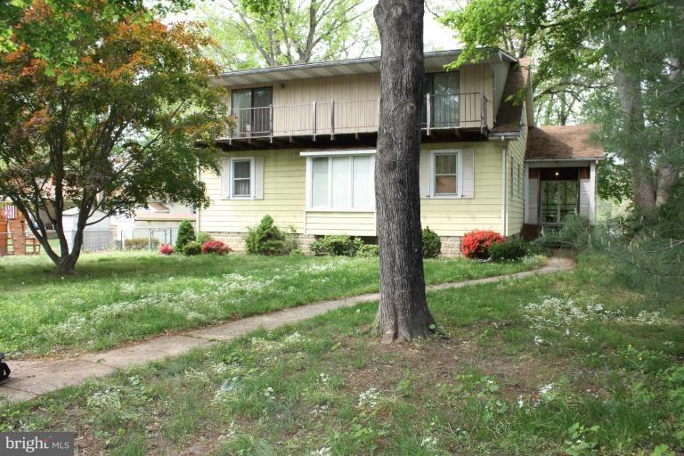 484 Royal Beach Road Pasadena, MD 21122 - Photo 10 of 16 Exterior (Rear)
