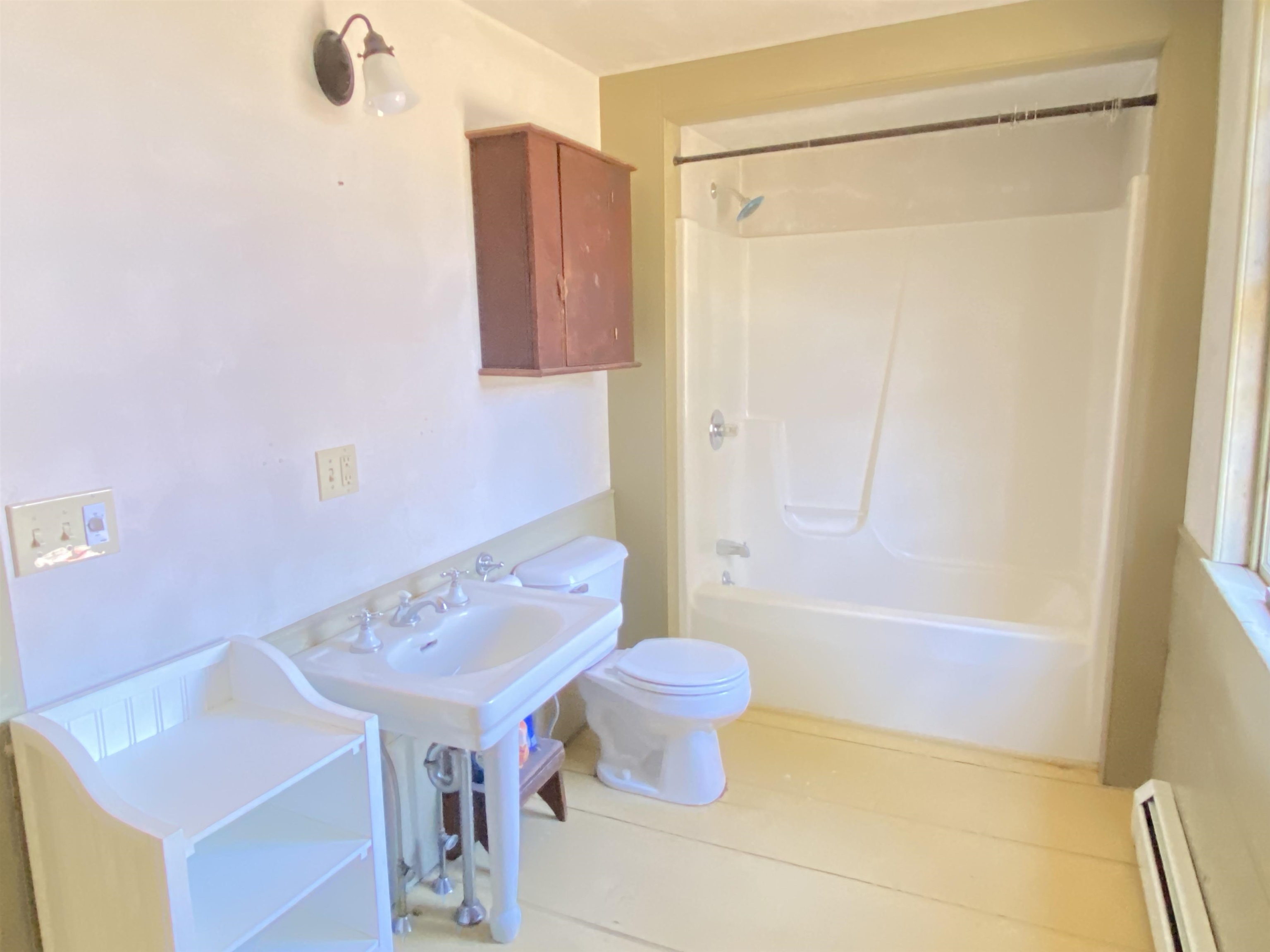 75 Lyon Road Royalton, VT 05068 - Photo 26 of 36