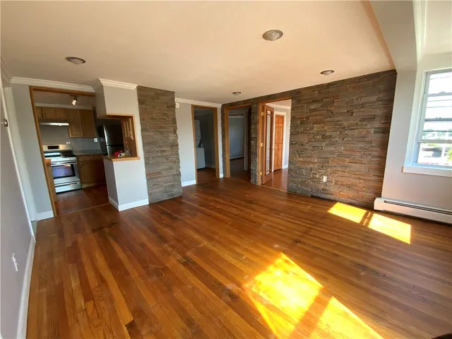 $2,000 | 90 Spruce Street, Unit 2, Providence, RI 02903