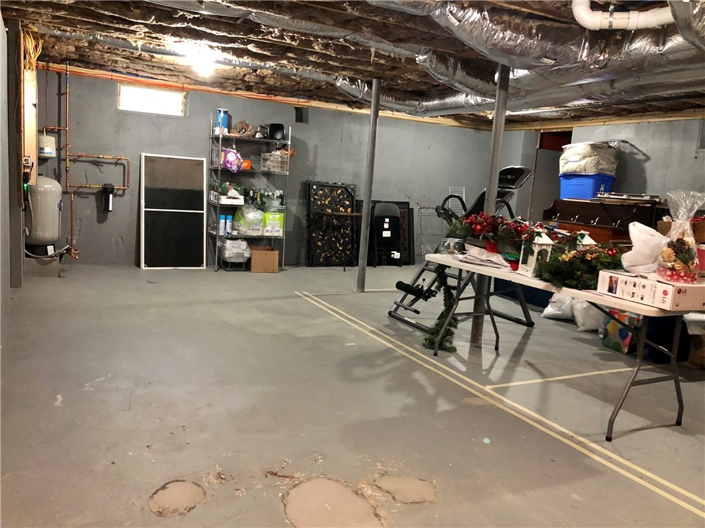 305 Franklin Road Coventry, RI 02816 - Photo 35 of 39