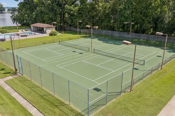 $360,000 | 500 River Road, Unit 106, Montgomery, TX 77356