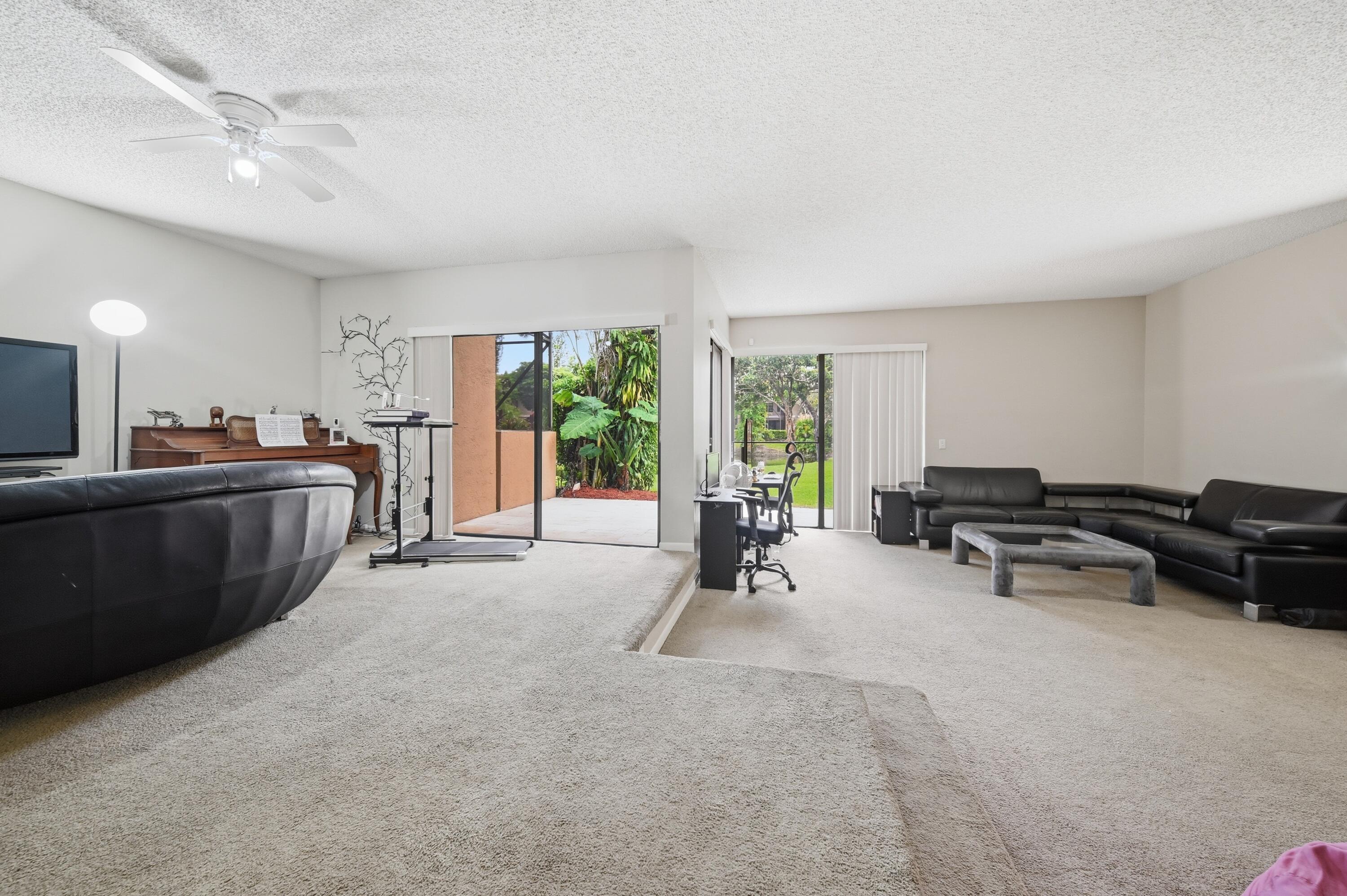 22068 Las Brisas Circle Boca Raton, FL 33433 - Photo 5 of 26 MLS 5 - HDR - Cindy 15