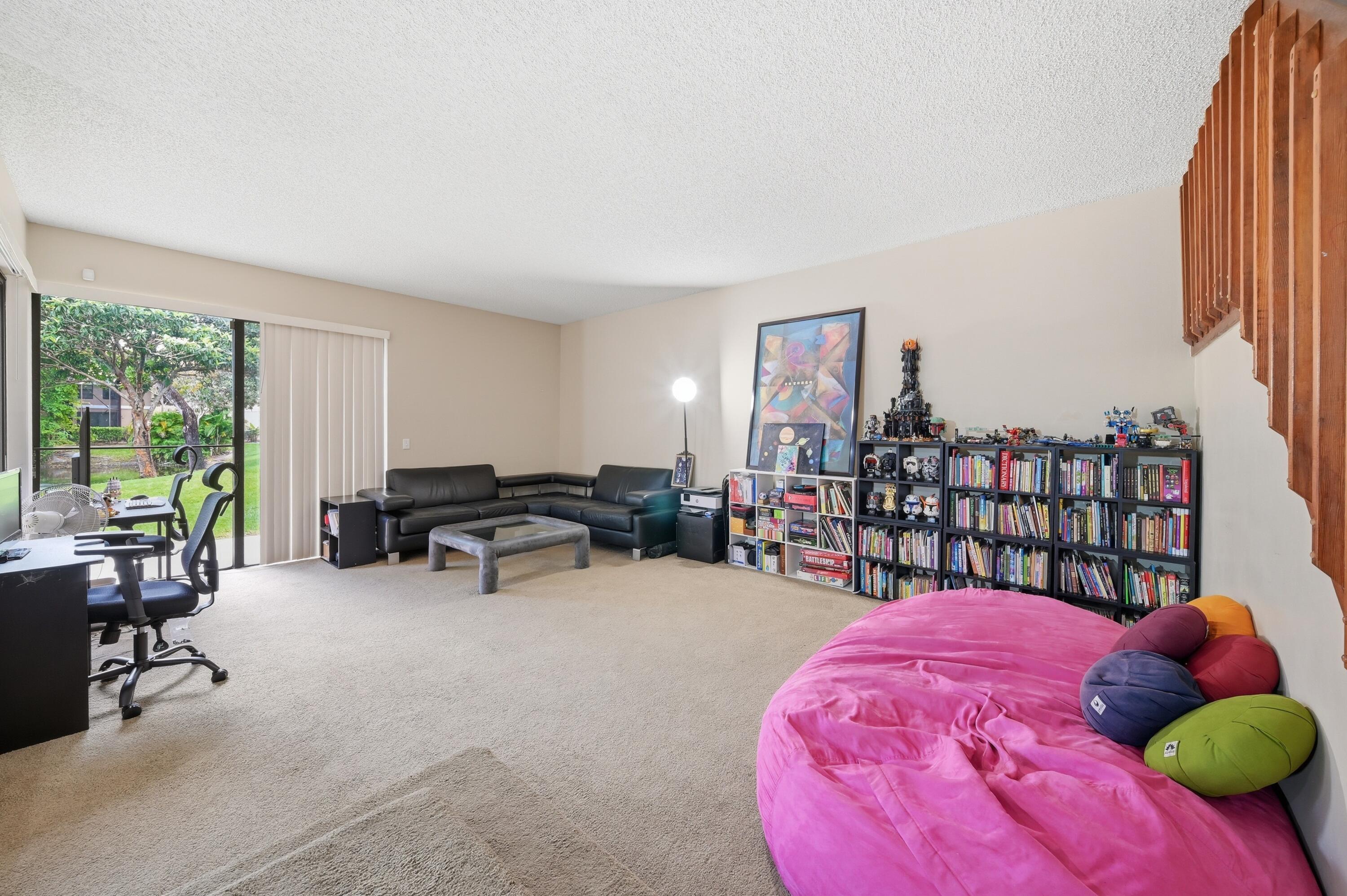 22068 Las Brisas Circle Boca Raton, FL 33433 - Photo 6 of 26 MLS 6 - HDR - Cindy 17
