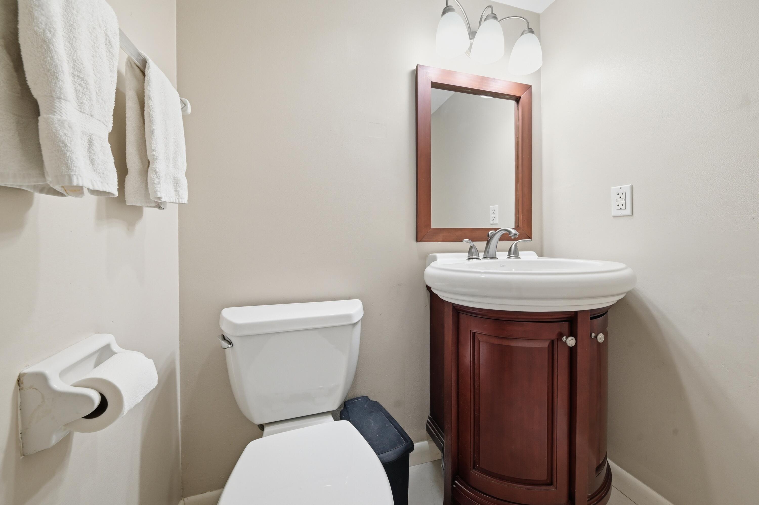 22068 Las Brisas Circle Boca Raton, FL 33433 - Photo 8 of 26 MLS 7 - HDR - Cindy 13