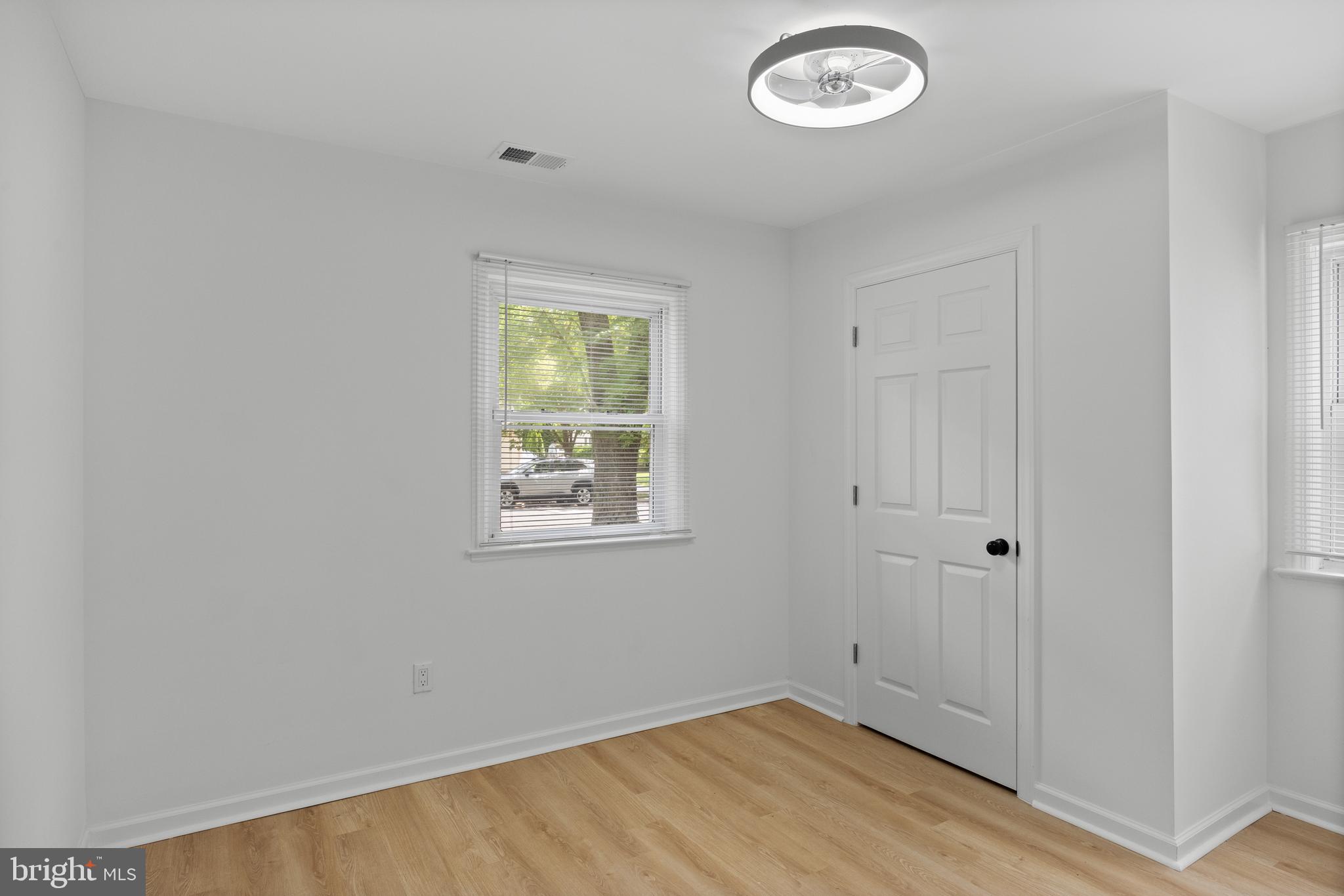 11 East Sutton Avenue Moorestown, NJ 08057 - Photo 17 of 27 an empty room with a window