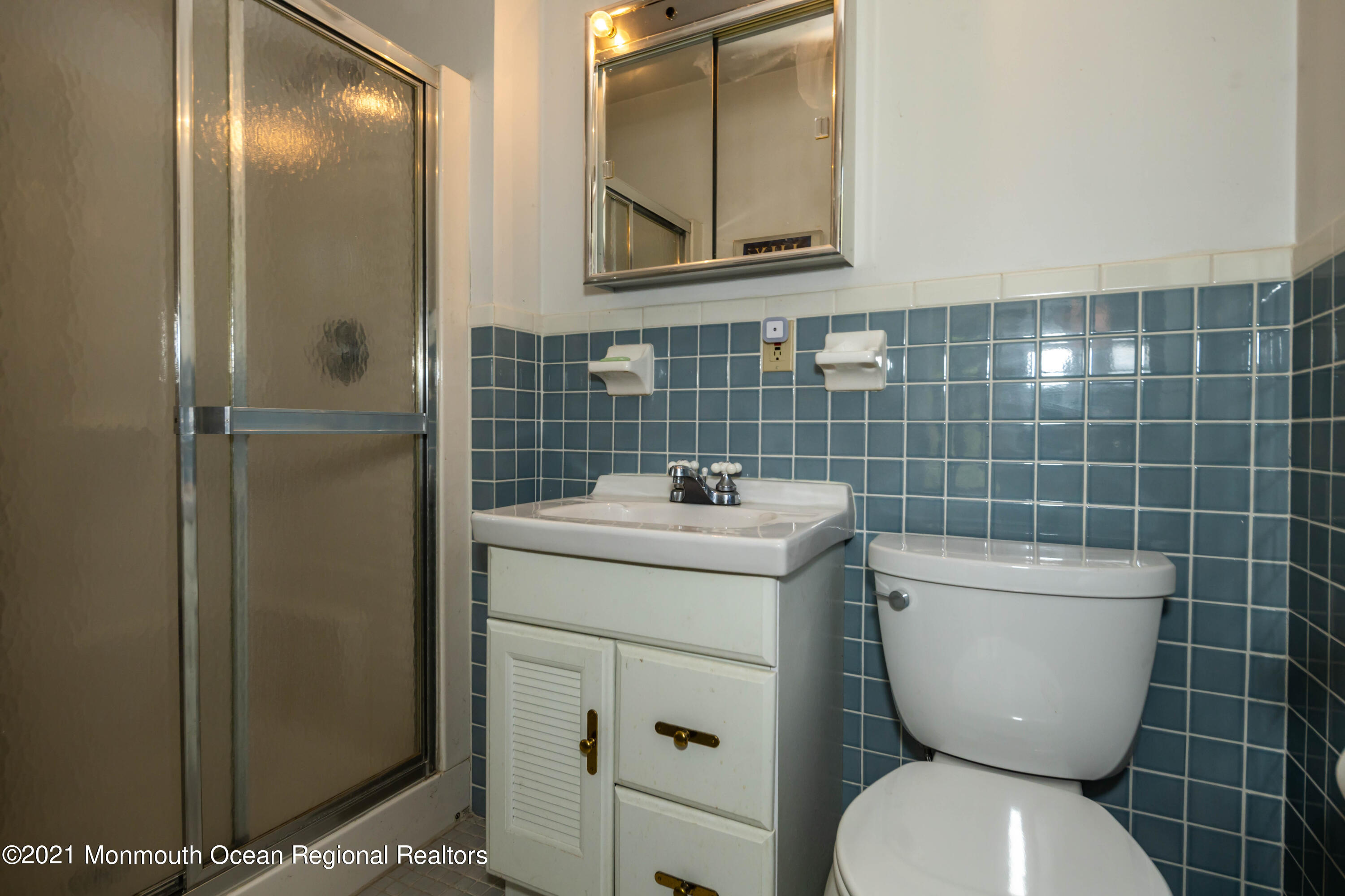 197 Rutledge Drive Red Bank, NJ 07701 - Photo 14 of 22 19_Bathroom