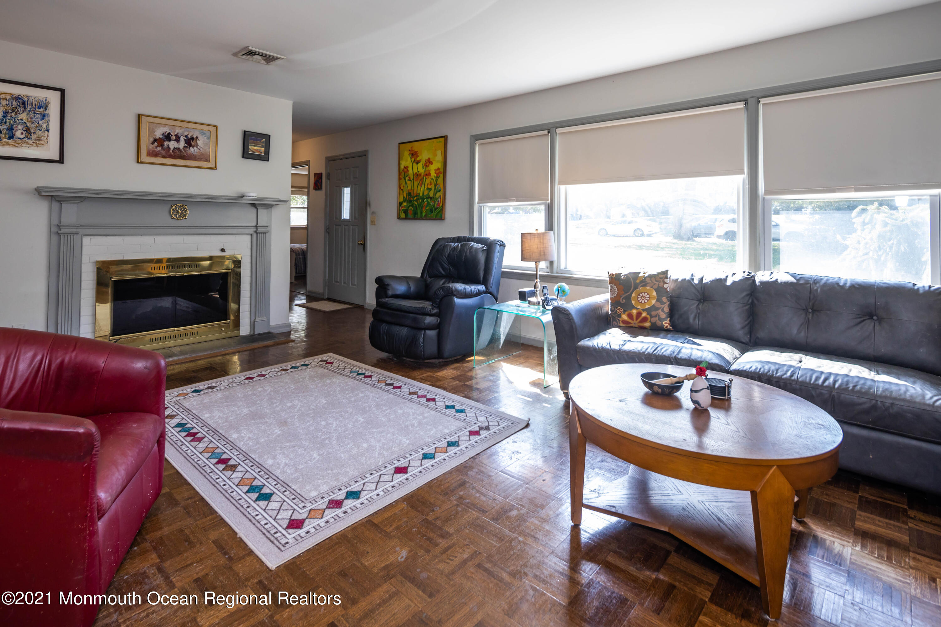 197 Rutledge Drive Red Bank, NJ 07701 - Photo 4 of 22 07_Living Room-4