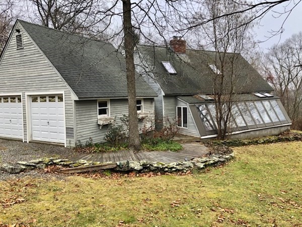 28 Partridge Hill Road Dudley, MA 01571 - Photo 1 of 40 Gallery Image 1