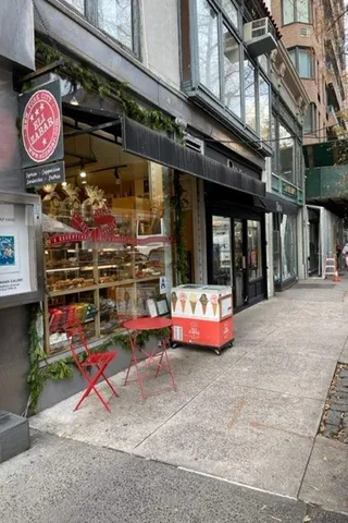 $1,995,000 | 930 5th Avenue, Unit 7B | Lenox Hill