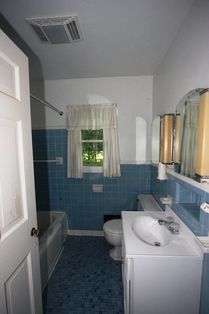 208 Mission Road Sault Ste. Marie, MI 49783 - Photo 19 of 29 Gallery Image 19