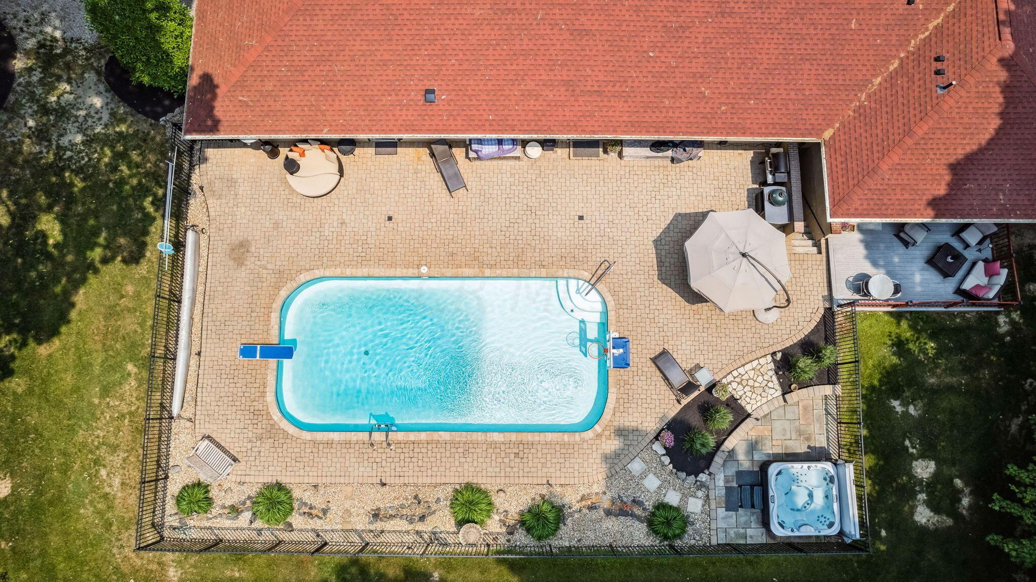 2423 Carriage Road Powell, OH 43065 - Photo 96 of 100 Overhead View of Pool