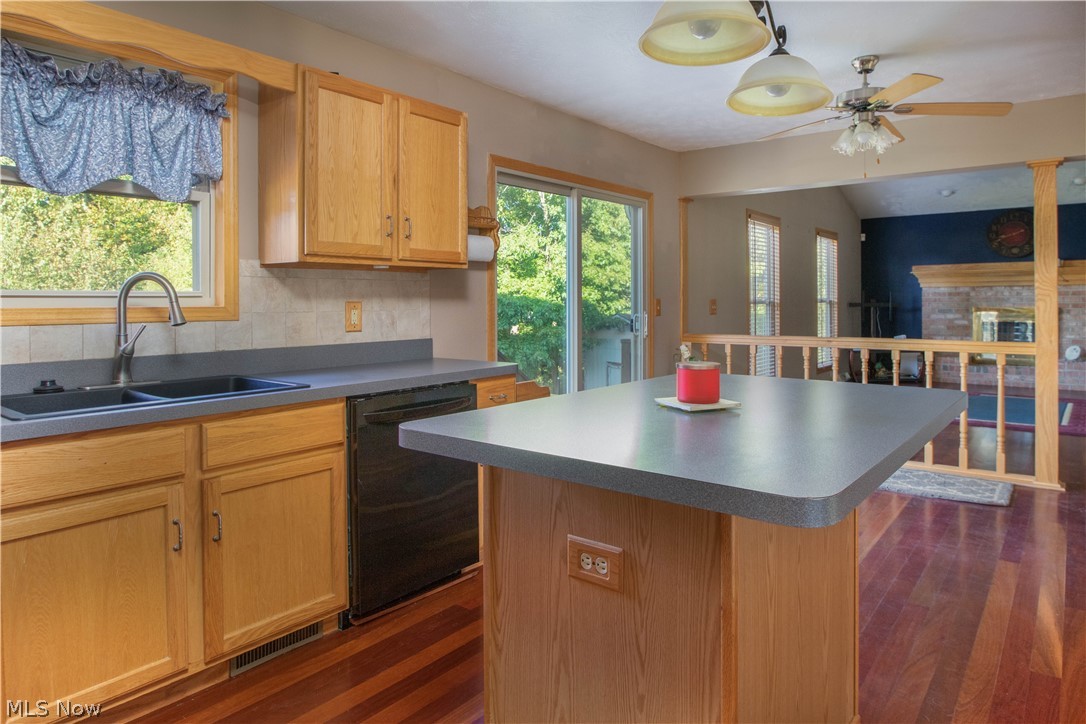 6841 Winter Ridge Court Youngstown, OH 44515 - Photo 7 of 22