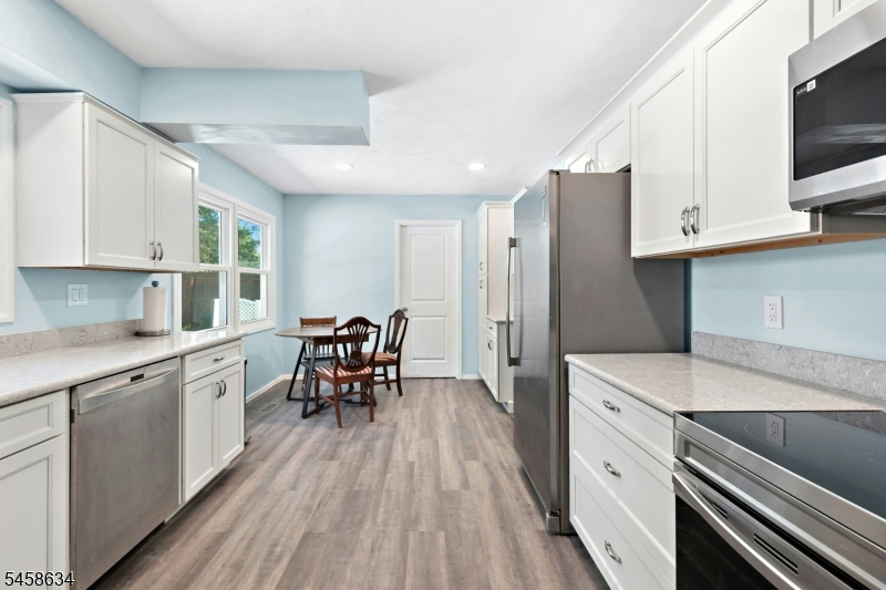 14 Tunnell Road Somerset, NJ 08873 - Photo 13 of 33 Gallery Image 13