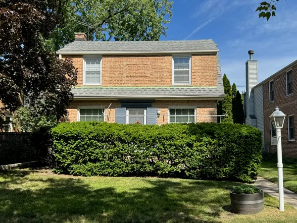 $435,000 | 8217 Laramie Avenue, Skokie, IL 60077