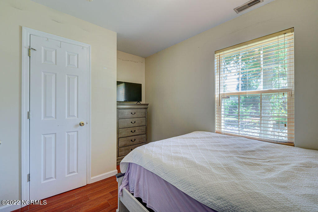 1018 Cordgrass Road Hampstead, NC 28443 - Photo 27 of 38 Bedroom 3