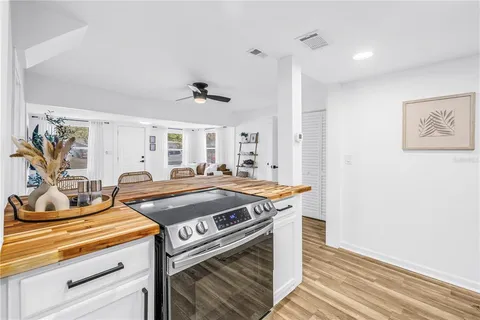 $350,000 | 1537 39th Street South, St. Petersburg, FL 33711