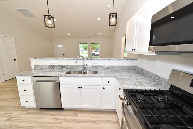 $258,500 | 1010 East 8th Street, Fowler, IN 47944