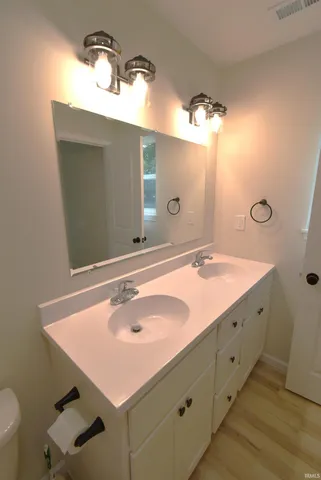 $258,500 | 1010 East 8th Street, Fowler, IN 47944