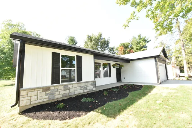 $258,500 | 1010 East 8th Street, Fowler, IN 47944