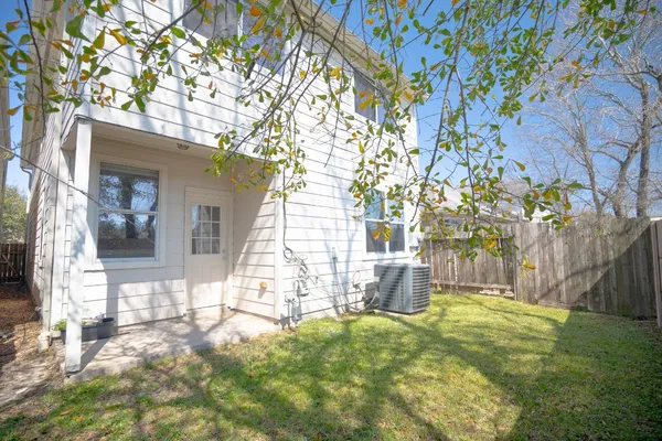 $1,850 | 827 Forest Hillside Lane, Houston, TX 77067