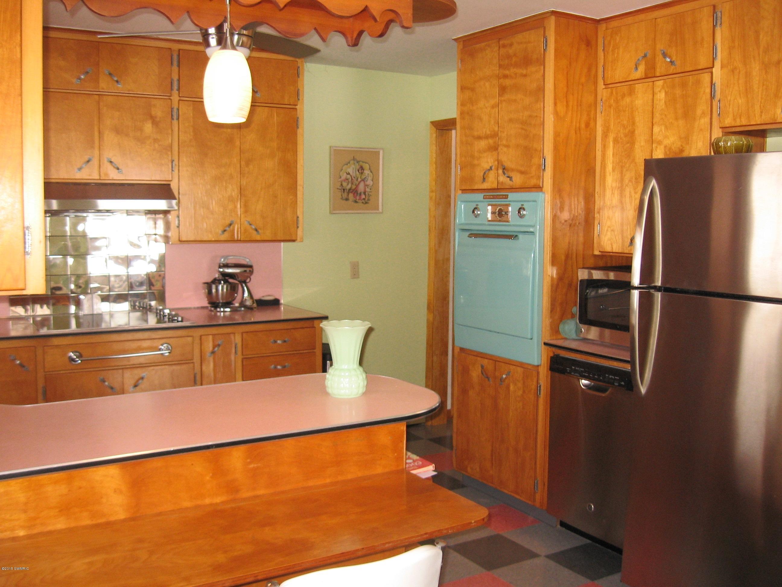 400 Chippewa Road Benton Harbor, MI 49022 - Photo 17 of 46 028