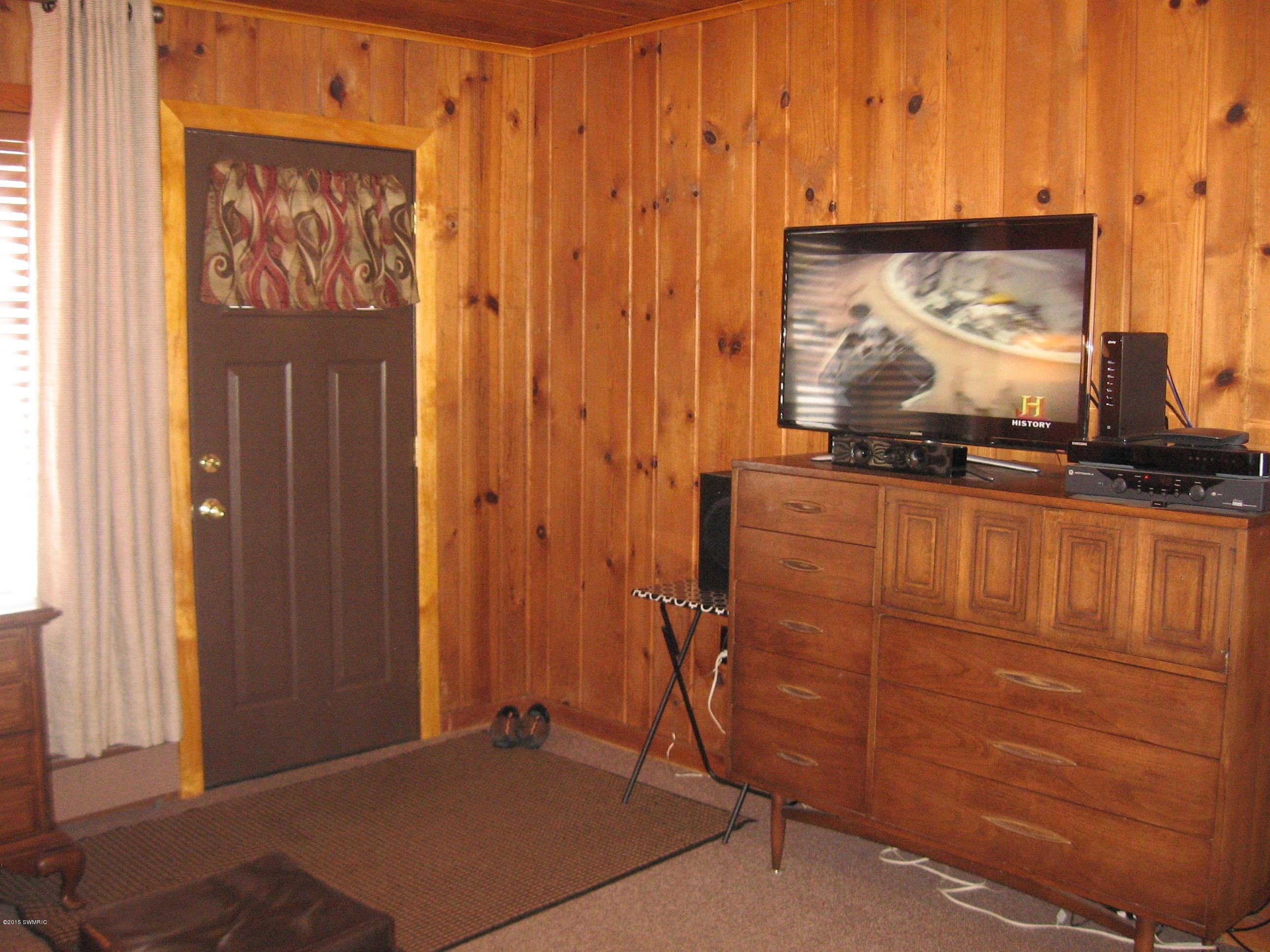 400 Chippewa Road Benton Harbor, MI 49022 - Photo 39 of 46 042