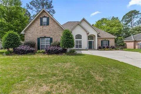 $350,000 | 223 Bamboo Drive, Covington, LA 70433