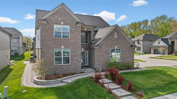 $849,000 | 3559 Birchmount Street, Troy, MI 48083