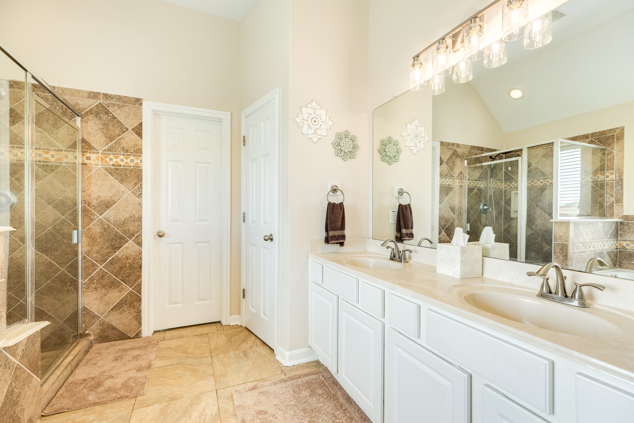 1503 Lakeland Circle Rosharon, TX 77583 - Photo 23 of 36