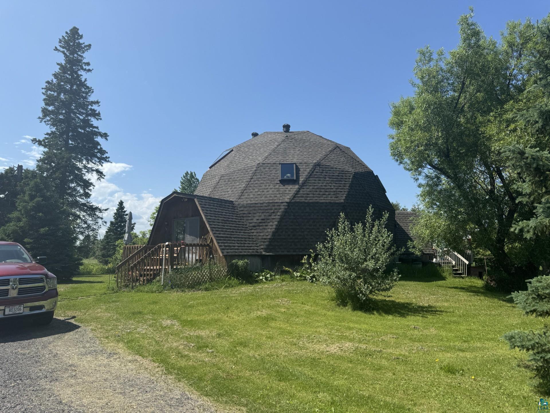 6614 South County Rd West