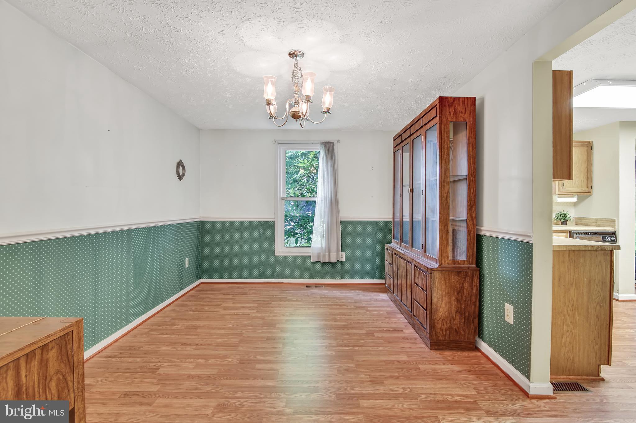 7907 Chipper Road Baltimore, MD 21244 - Photo 13 of 30 Dining Room