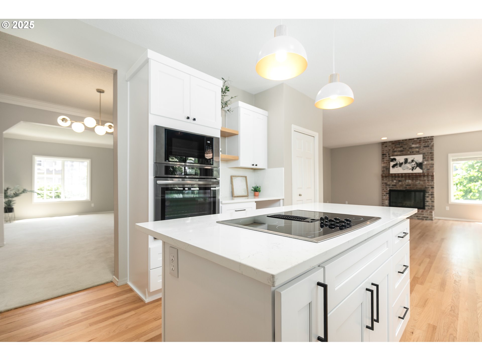 2011 Northwest New Hope Court Portland, OR 97229 - Photo 16 of 48