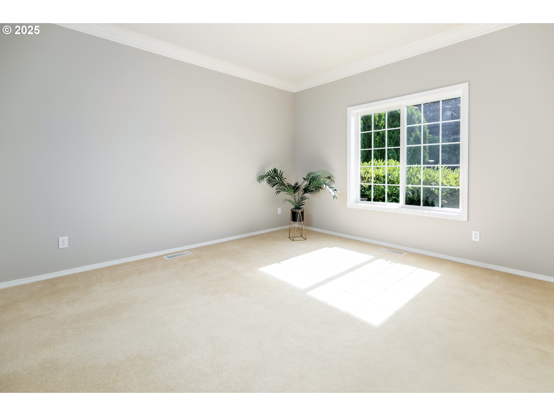 2011 Northwest New Hope Court Portland, OR 97229 - Photo 7 of 48