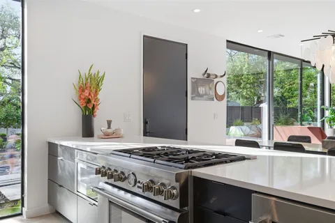 $1,525,000 | 917 West James Street, Unit 1, Austin, TX 78704