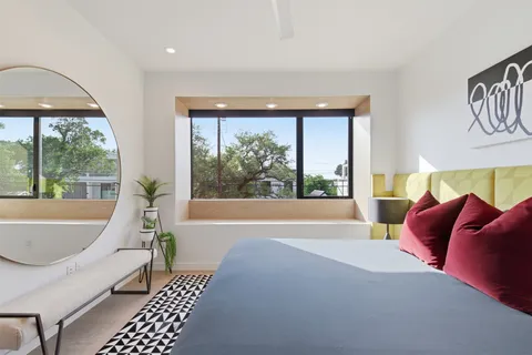 $1,525,000 | 917 West James Street, Unit 1, Austin, TX 78704