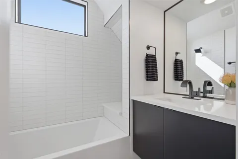 $1,525,000 | 917 West James Street, Unit 1, Austin, TX 78704