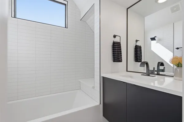 $1,525,000 | 917 West James Street, Unit 1, Austin, TX 78704