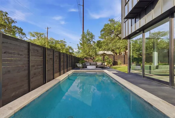 $1,525,000 | 917 West James Street, Unit 1, Austin, TX 78704