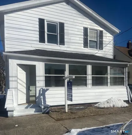 $1,800 | 43 Whiting Street, Unit 1, Hamden, CT 06514