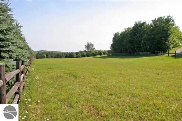 4520 South Schomberg Road Cedar, MI 49621 - Photo 22 of 50 1731126-21.JPG