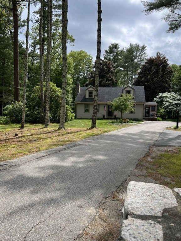183 Beeden Road Westport, MA 02790 - Photo 6 of 33 Gallery Image 6