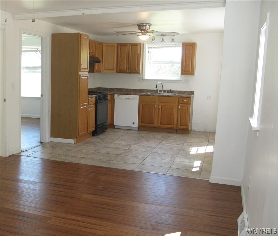 4675 Gasport Road Gasport, NY 14067 - Photo 9 of 45