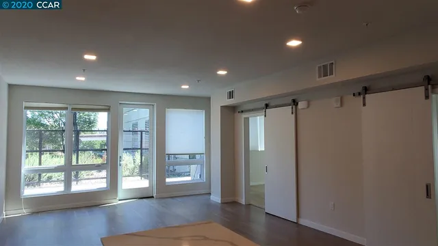 $3,400 | 1605 Riviera Avenue, Unit 312, Walnut Creek, CA 94596