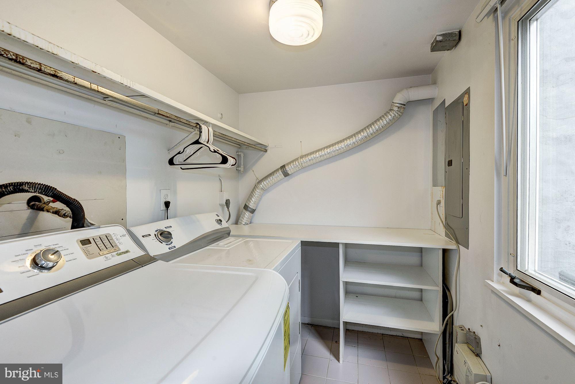11324 Links Court Reston, VA 20190 - Photo 19 of 29 Walk-In Laundry Room