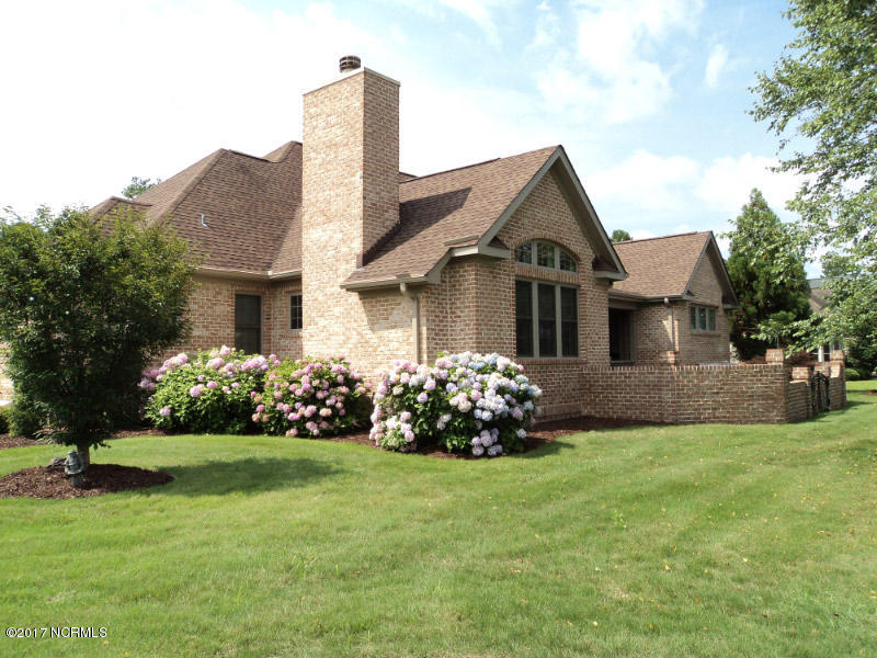 1309 Hydrangea Court Leland, NC 28451 - Photo 9 of 15 Gorgeous Hydrangeas