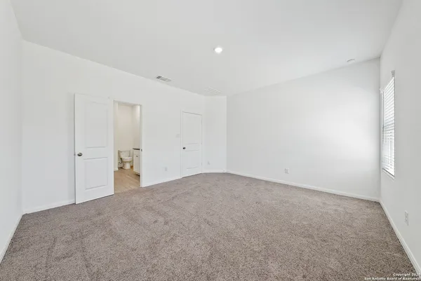 $2,200 | 31823 Christmas Rose, Bulverde, TX 78163