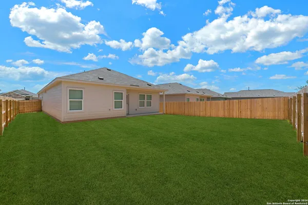 $2,200 | 31823 Christmas Rose, Bulverde, TX 78163