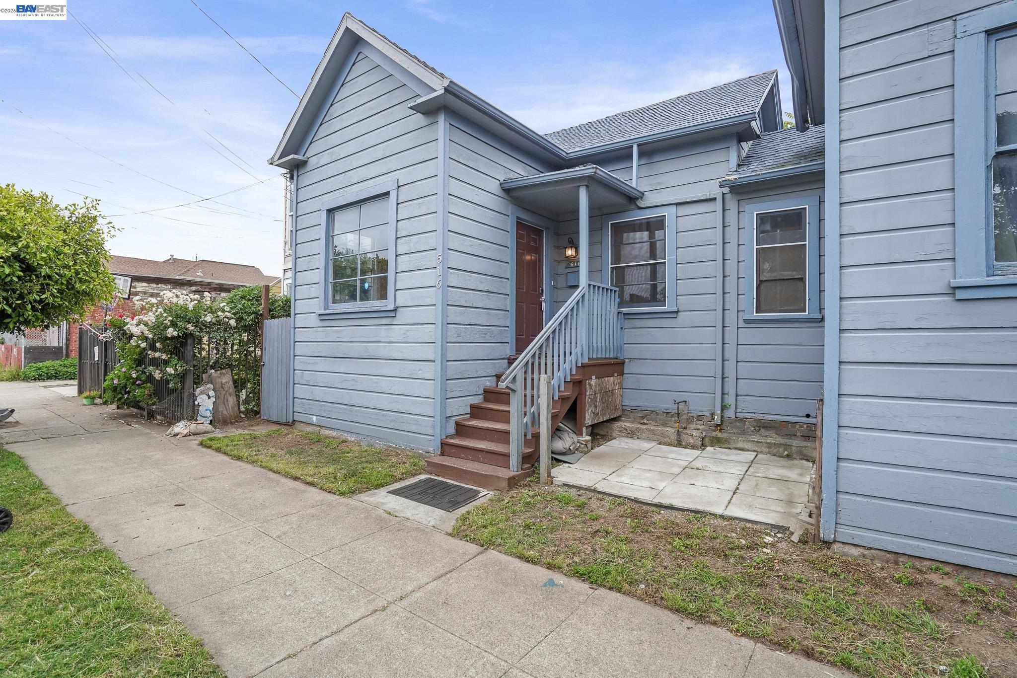 502 Lewis Street Oakland, CA 94607 - Photo 2 of 26
